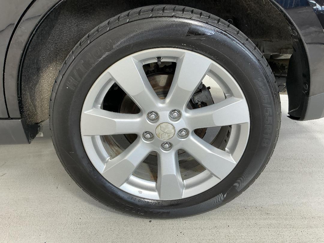 Photo '11' of Mitsubishi Outlander Photo '11' of Mitsubishi Outlander