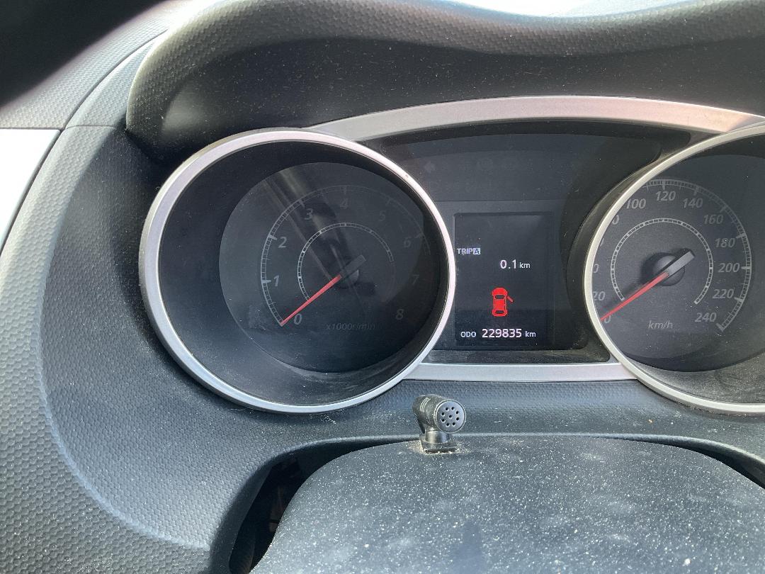 Photo '9' of Mitsubishi Outlander LS