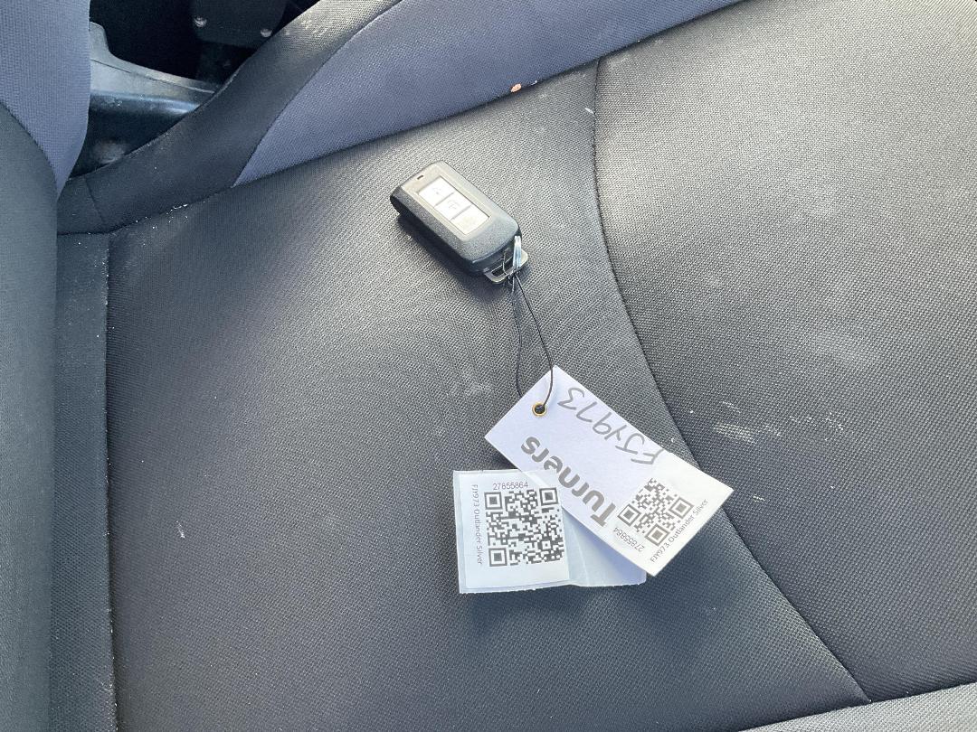 Photo '8' of Mitsubishi Outlander LS