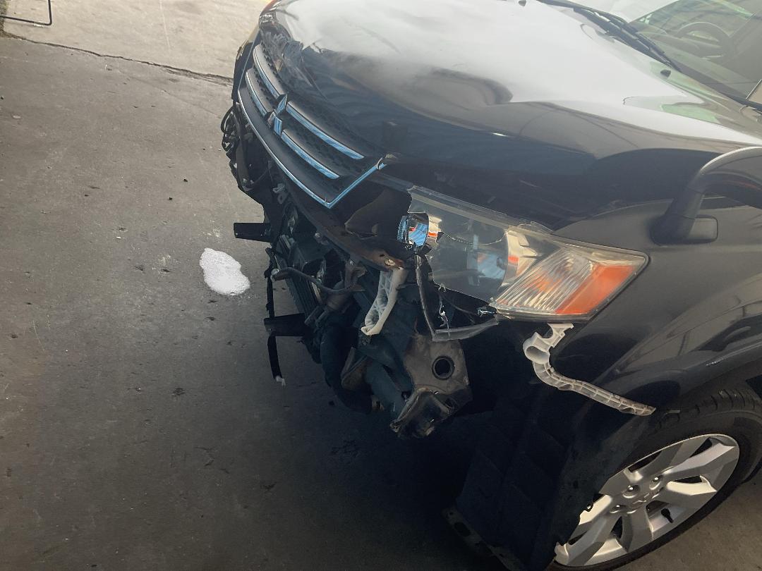 Photo '7' of Mitsubishi Outlander