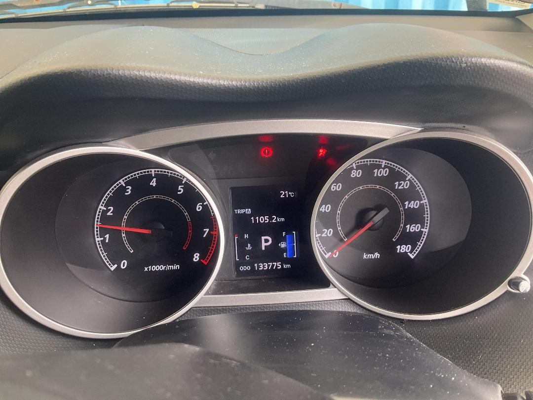 Photo '20' of Mitsubishi Outlander