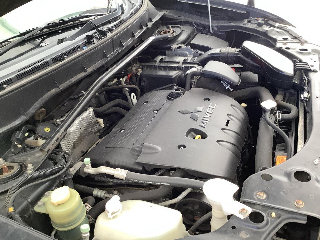 Photo '21' of Mitsubishi Outlander Photo '21' of Mitsubishi Outlander