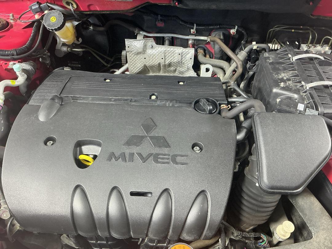 Photo '13' of Mitsubishi Outlander Photo '13' of Mitsubishi Outlander