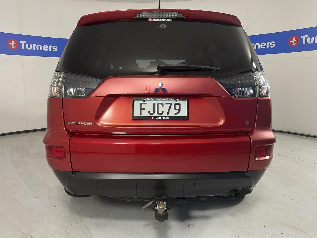 Photo '6' of Mitsubishi Outlander Photo '6' of Mitsubishi Outlander