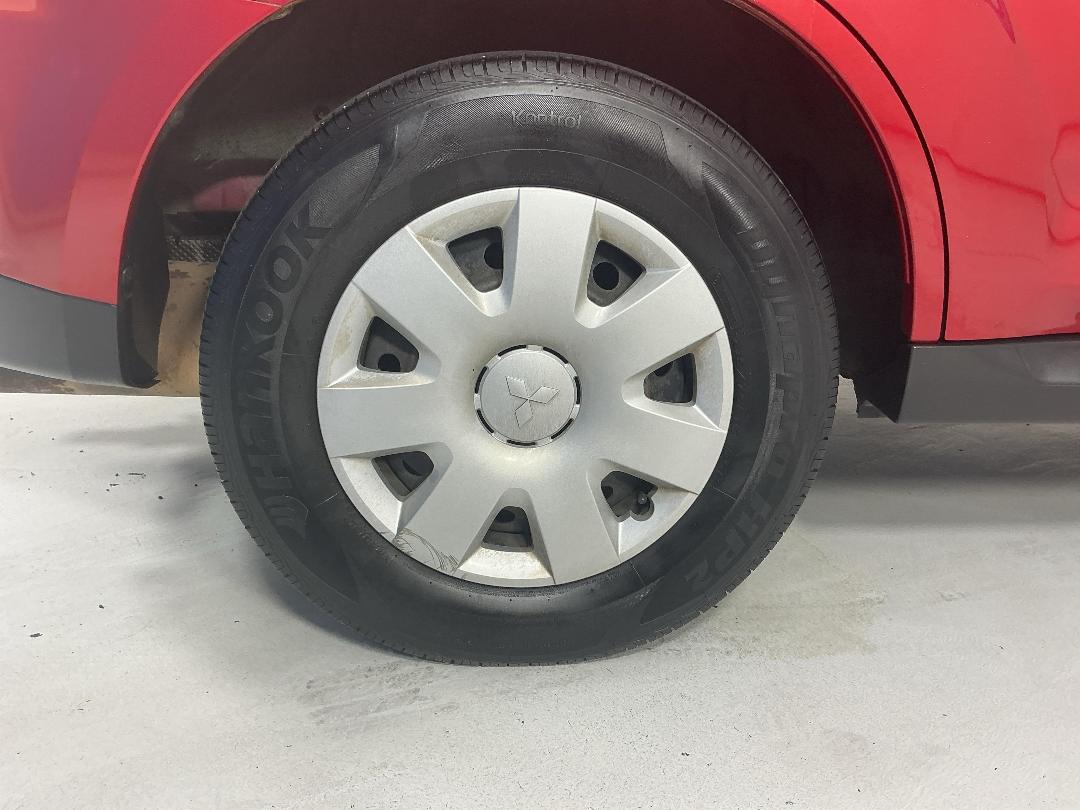 Photo '12' of Mitsubishi Outlander Photo '12' of Mitsubishi Outlander