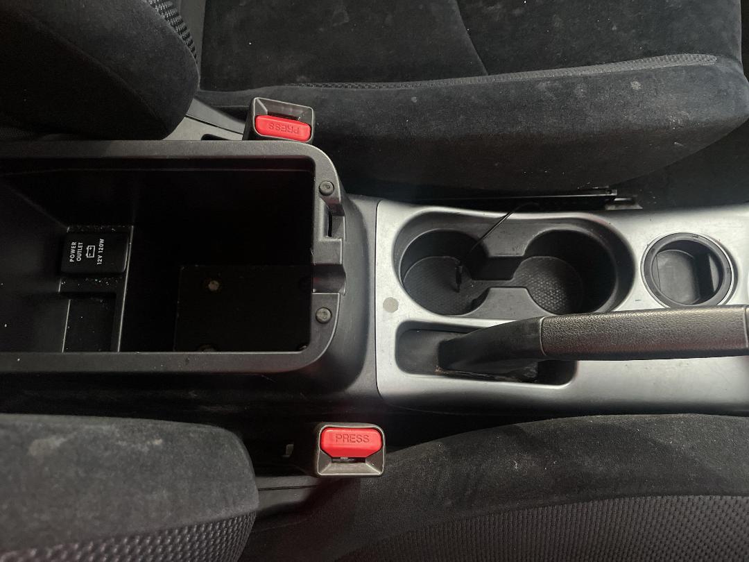 Photo '30' of Mitsubishi Outlander