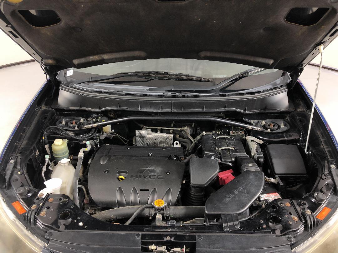 Photo '13' of Mitsubishi Outlander Photo '13' of Mitsubishi Outlander