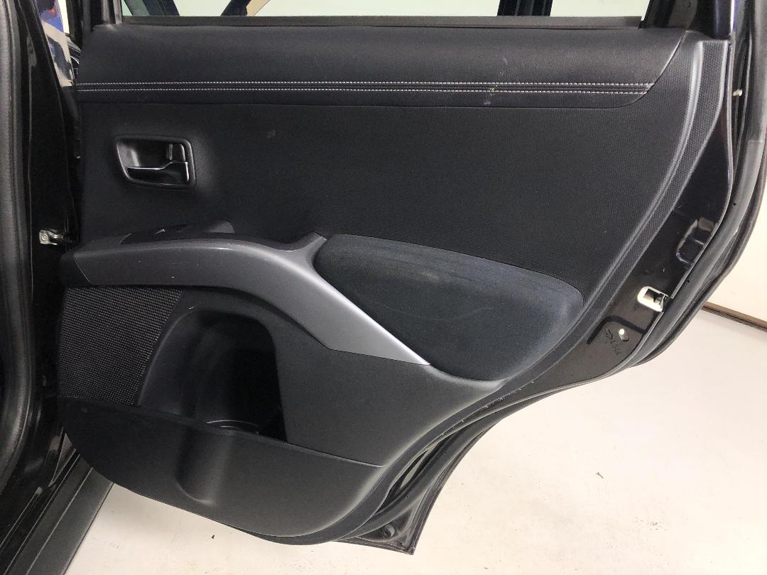 Photo '19' of Mitsubishi Outlander Photo '19' of Mitsubishi Outlander