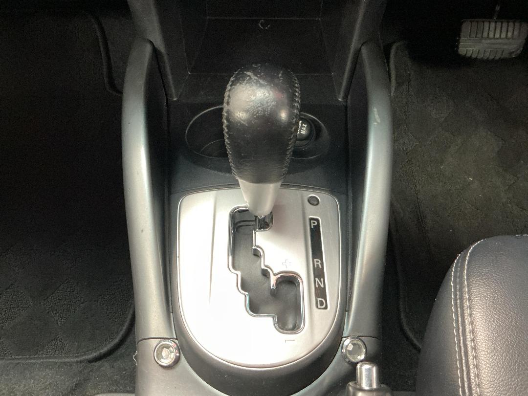 Photo '23' of Mitsubishi Outlander