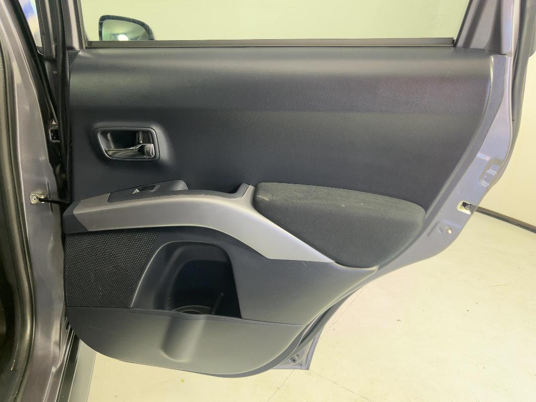 Photo '19' of Mitsubishi Outlander