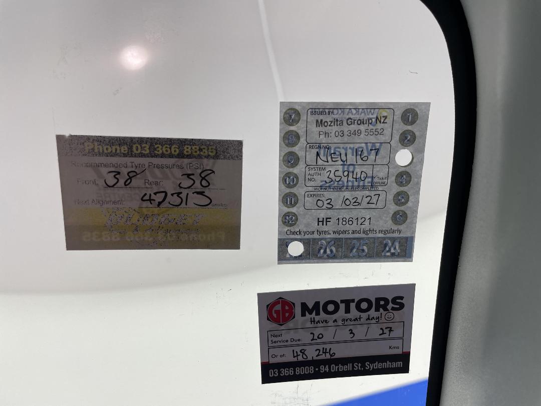 Photo '26' of Mitsubishi Outlander