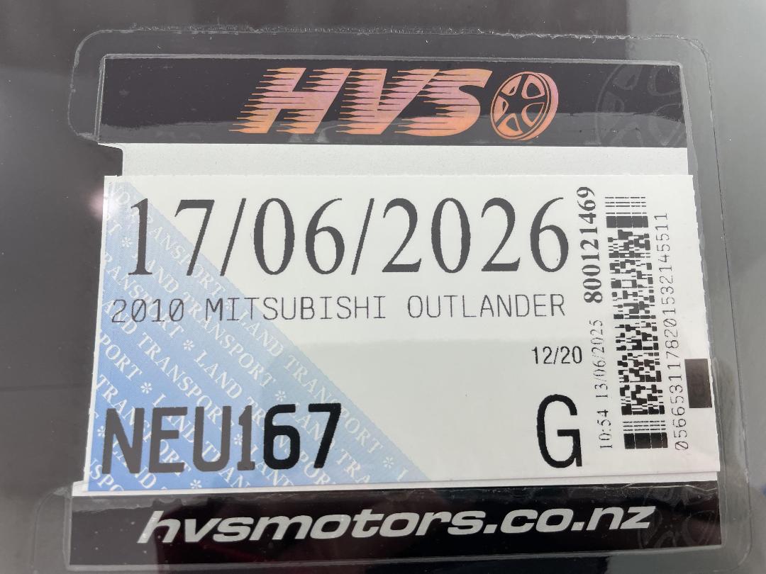 Photo '27' of Mitsubishi Outlander