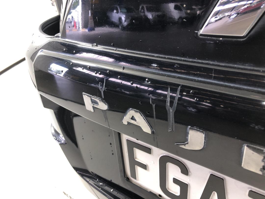 Photo '24' of Mitsubishi Pajero Photo '24' of Mitsubishi Pajero