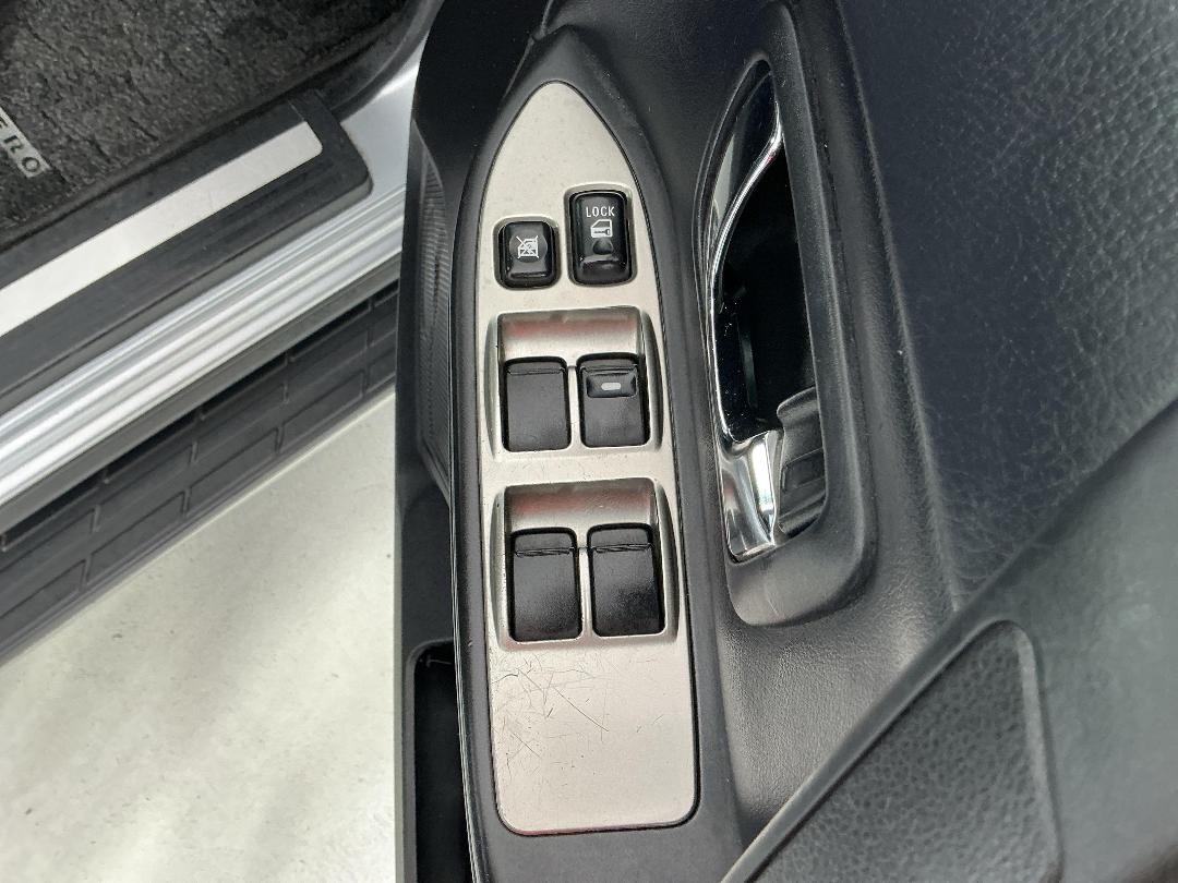 Photo '24' of Mitsubishi Pajero