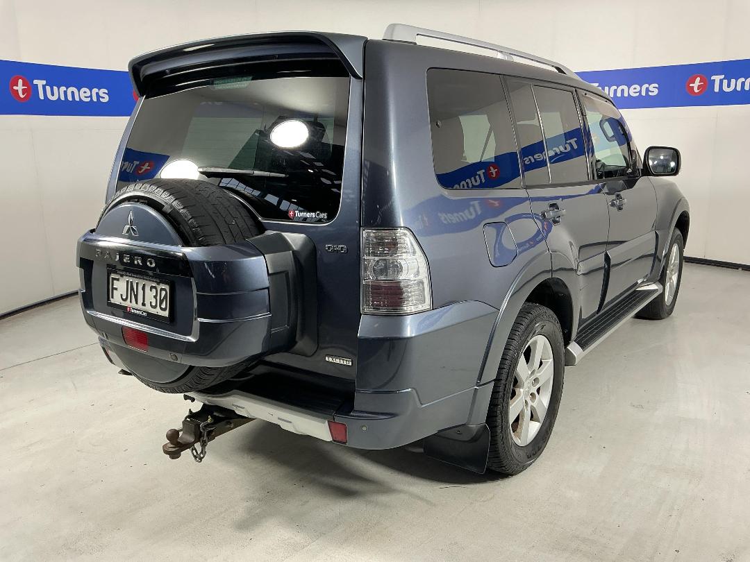 Photo '7' of Mitsubishi Pajero