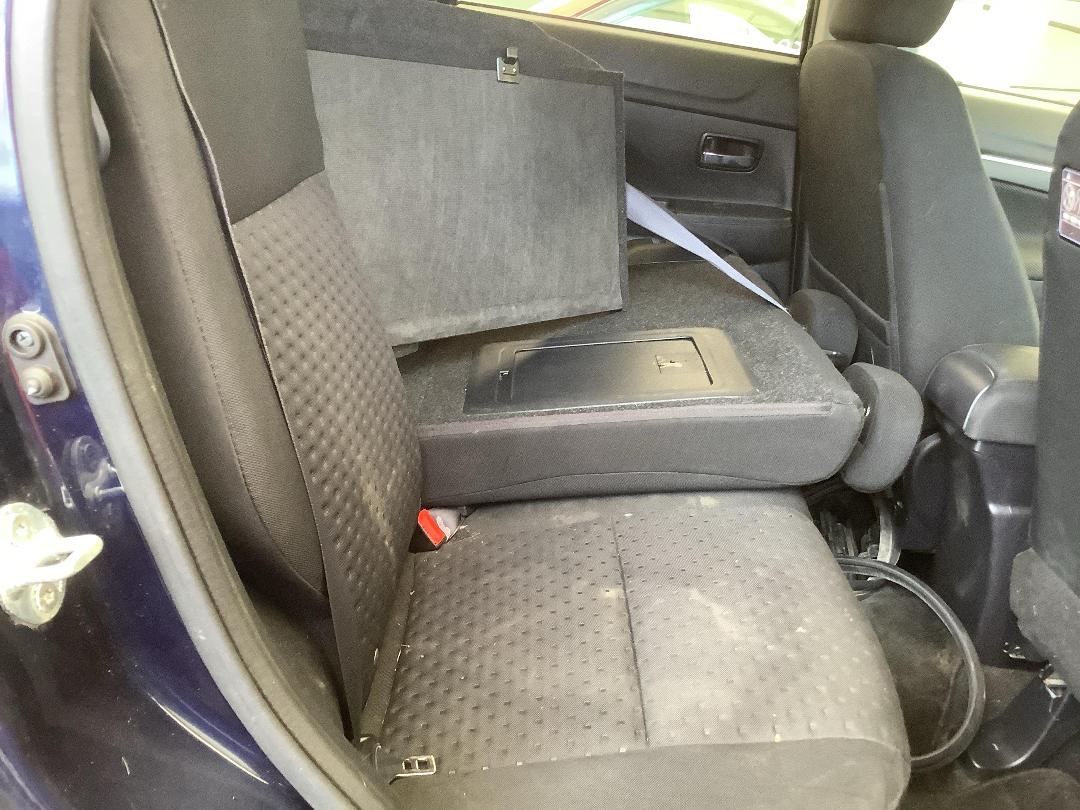 Photo '8' of Mitsubishi RVR Photo '8' of Mitsubishi RVR