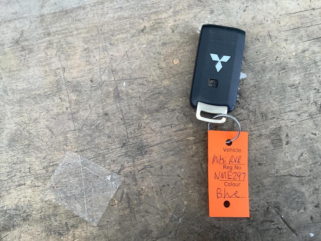 Photo '18' of Mitsubishi RVR Photo '18' of Mitsubishi RVR