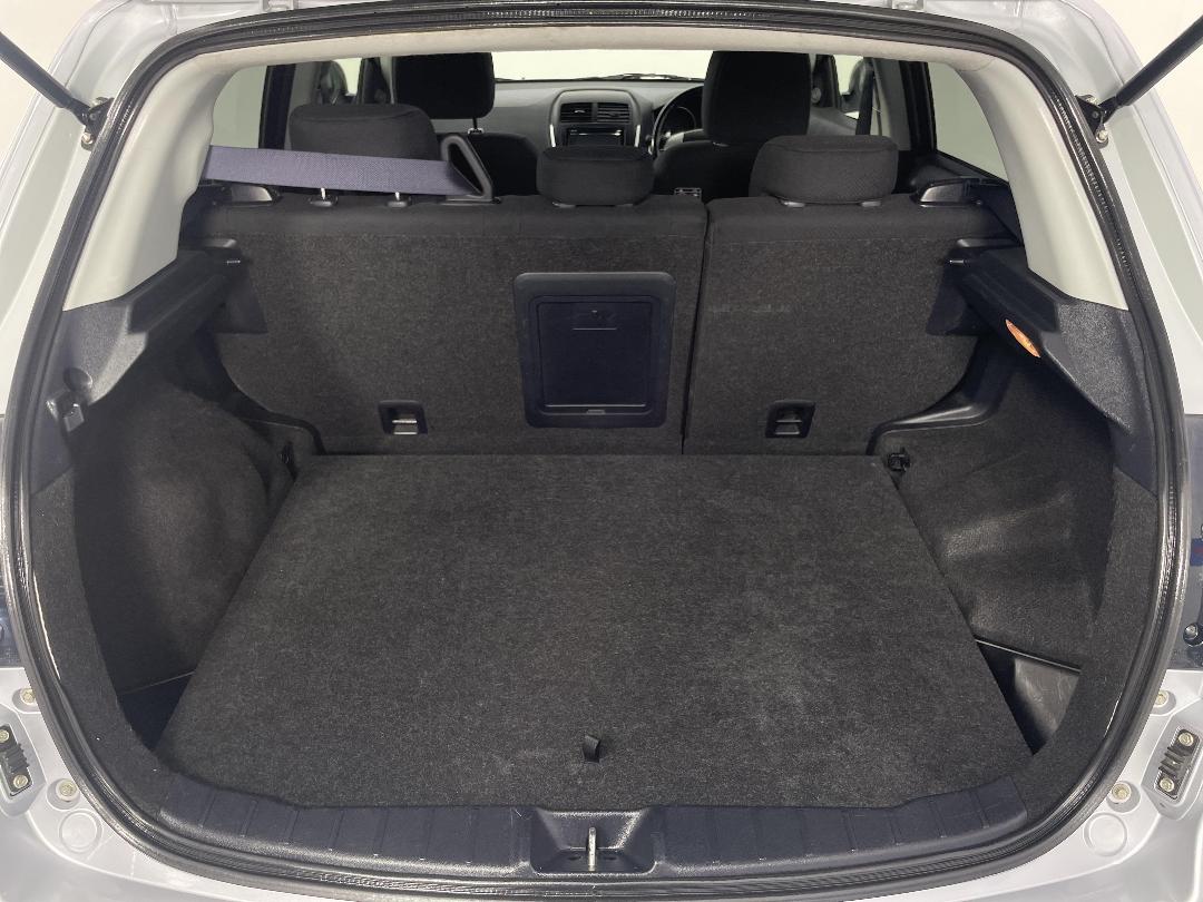 Photo '14' of Mitsubishi RVR Photo '14' of Mitsubishi RVR