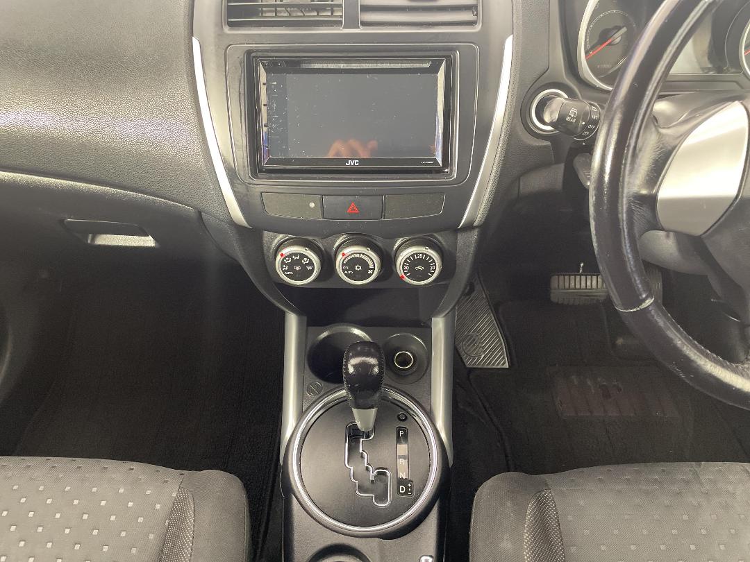 Photo '18' of Mitsubishi RVR Photo '18' of Mitsubishi RVR