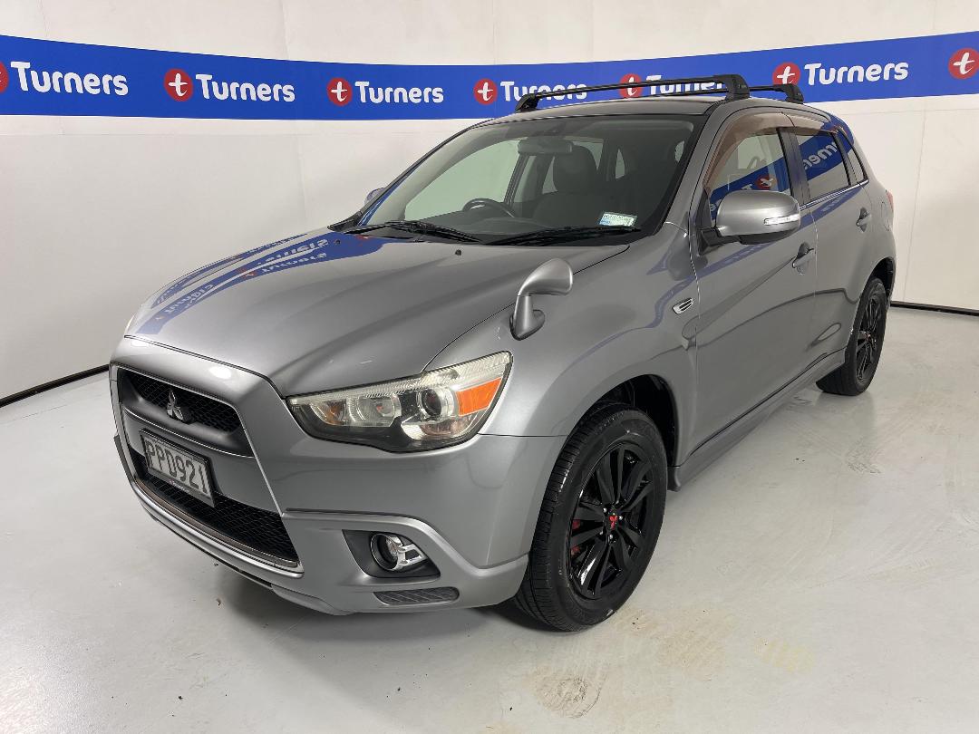 Photo '4' of Mitsubishi RVR