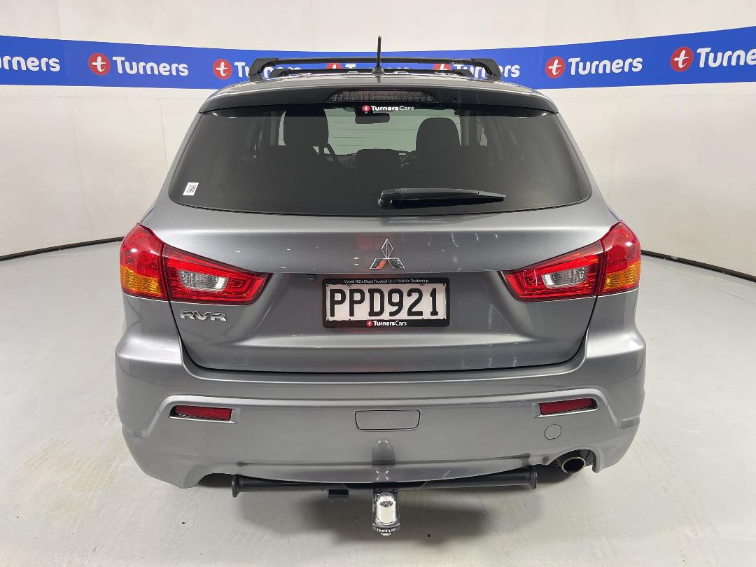 Photo '6' of Mitsubishi RVR