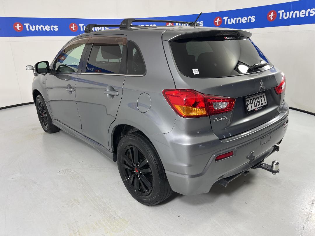 Photo '5' of Mitsubishi RVR