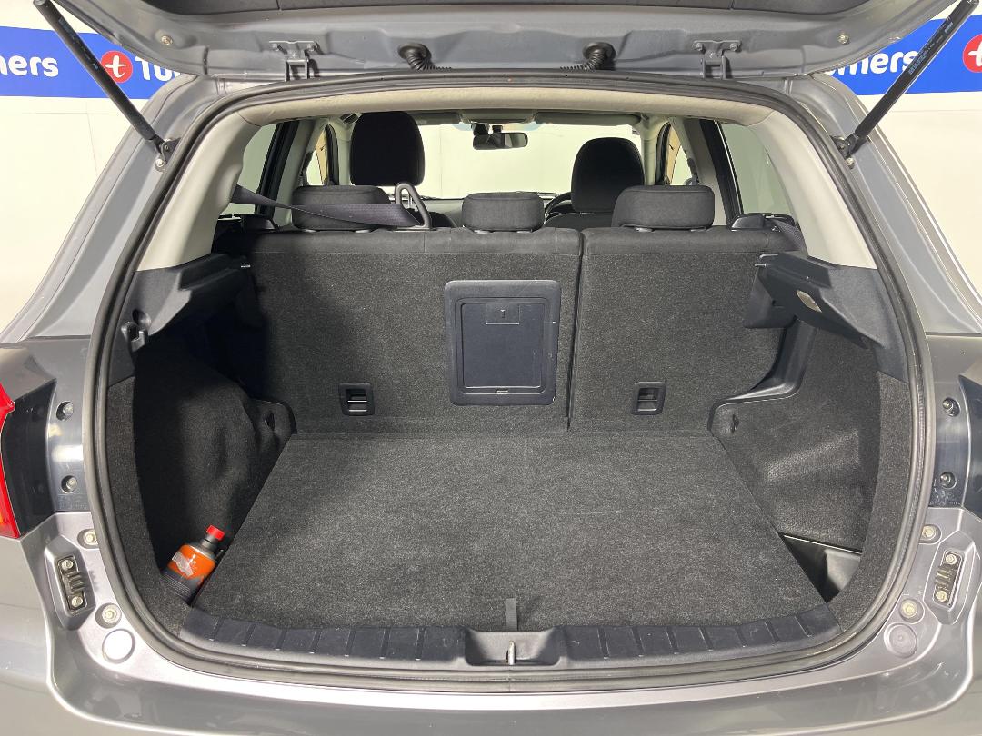 Photo '14' of Mitsubishi RVR