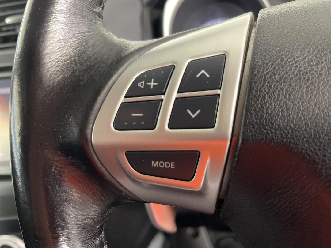 Photo '25' of Mitsubishi RVR