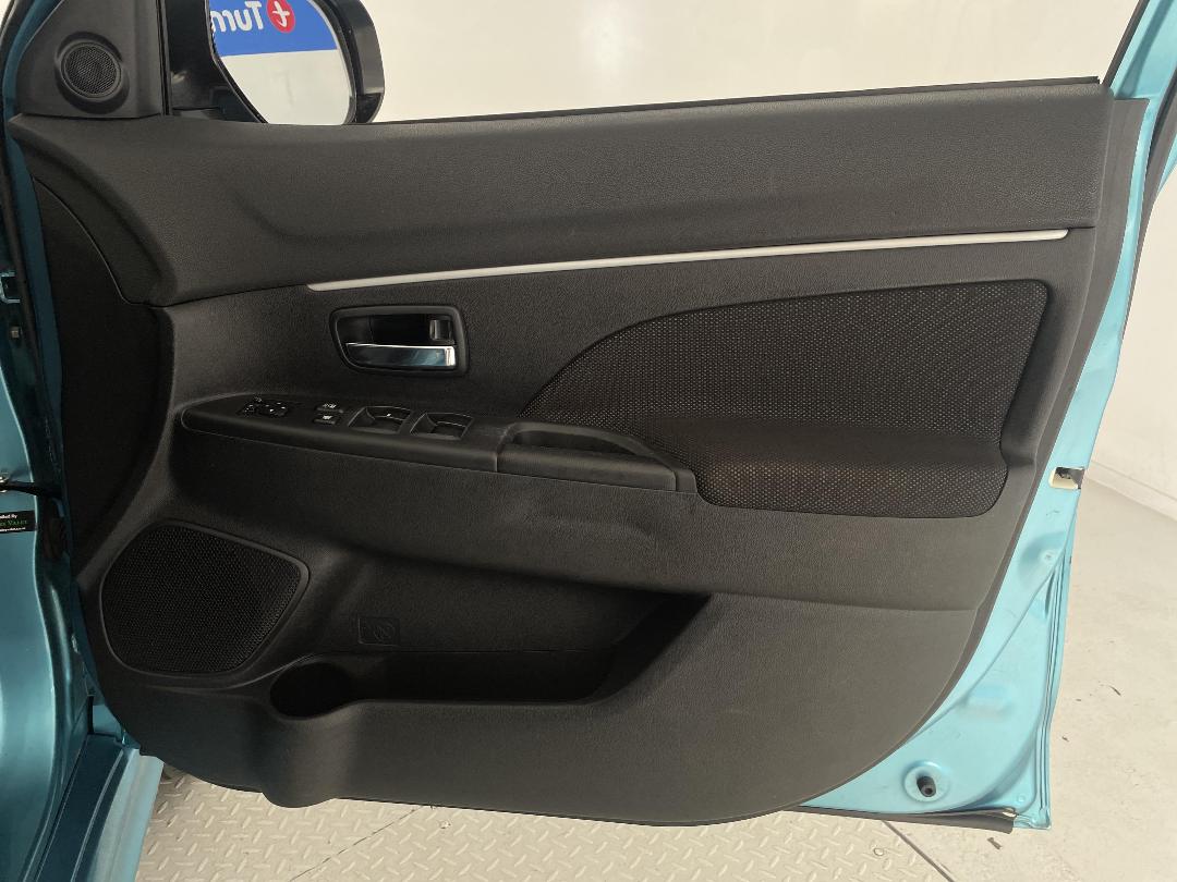 Photo '15' of Mitsubishi RVR