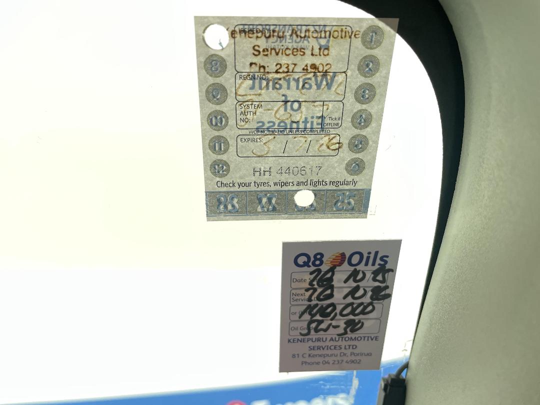 Photo '30' of Mitsubishi RVR