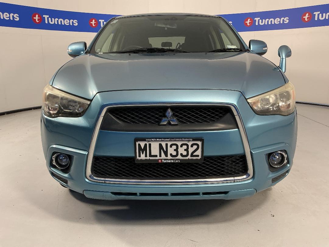 Photo '2' of Mitsubishi RVR