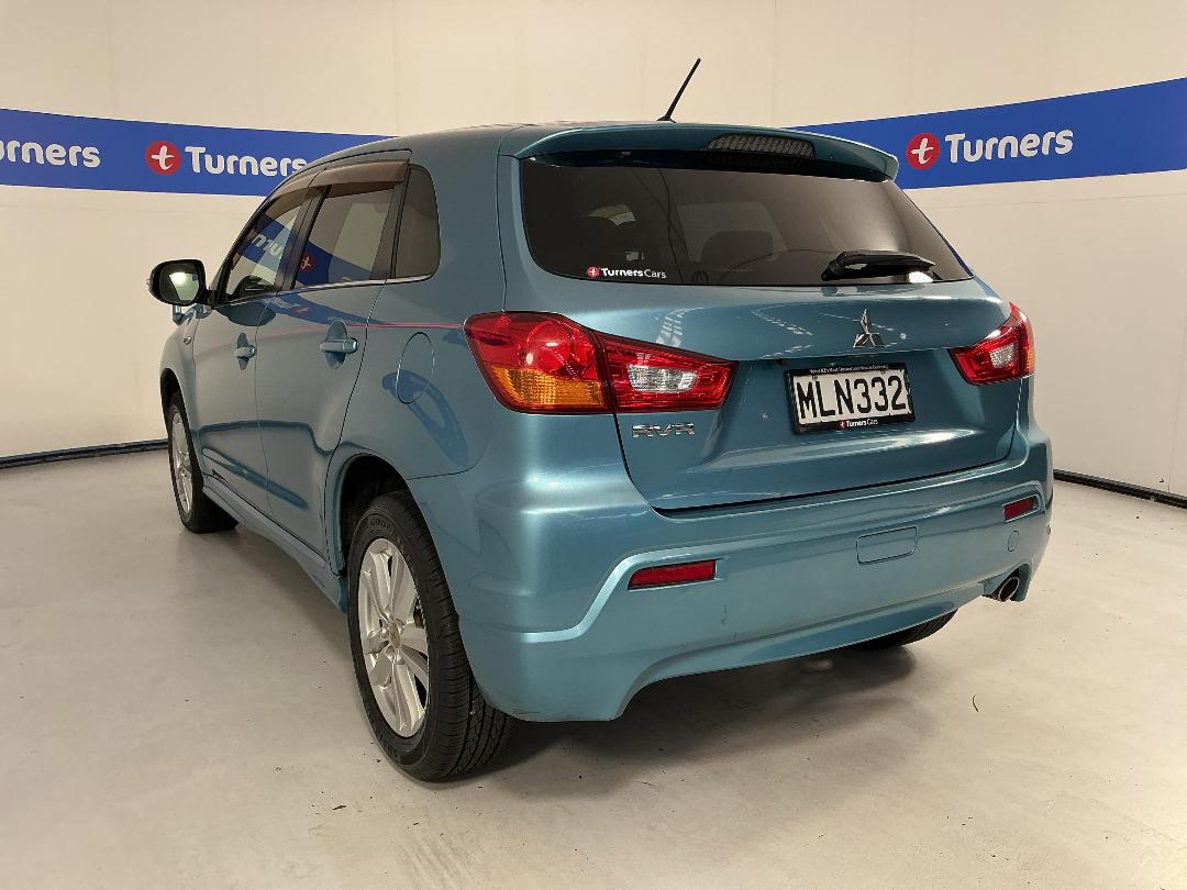 Photo '5' of Mitsubishi RVR