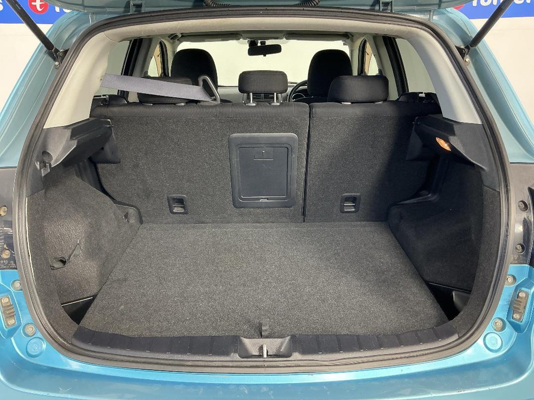 Photo '14' of Mitsubishi RVR