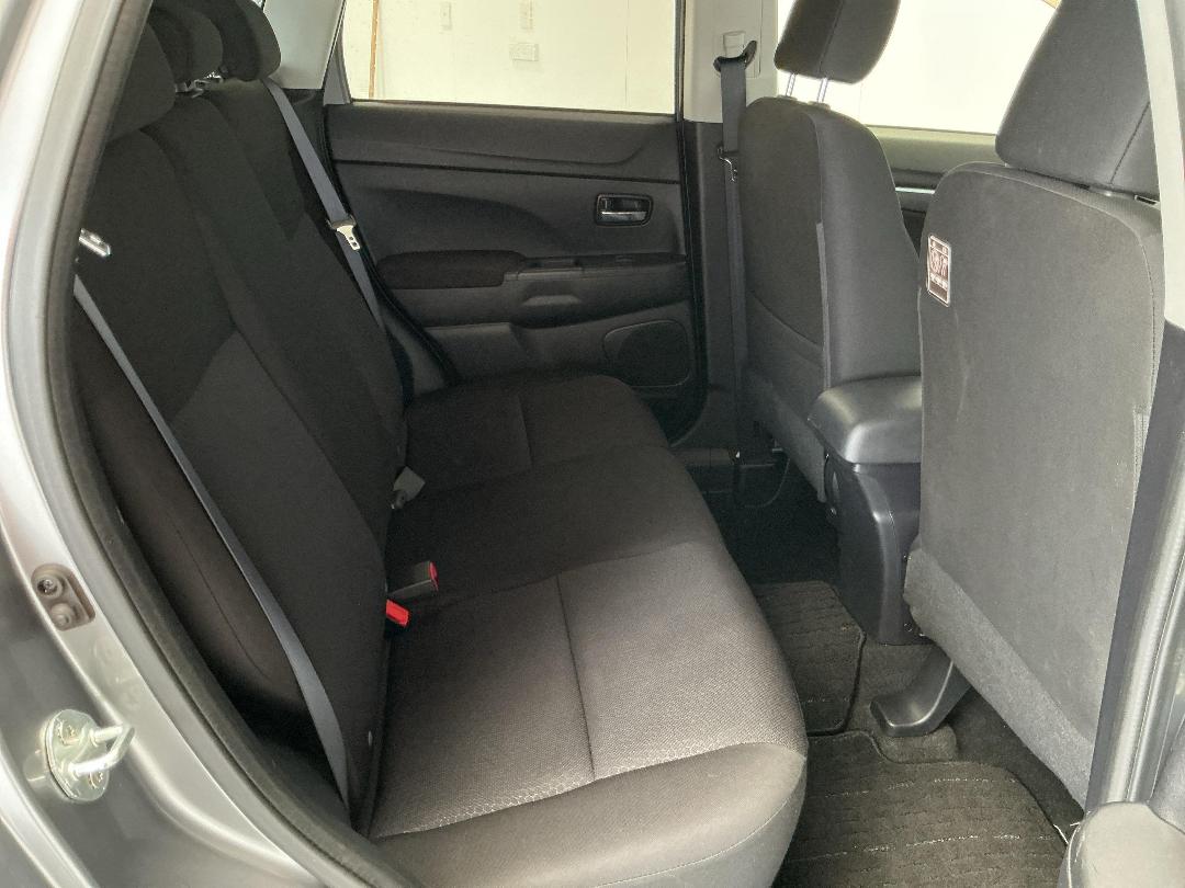 Photo '20' of Mitsubishi RVR