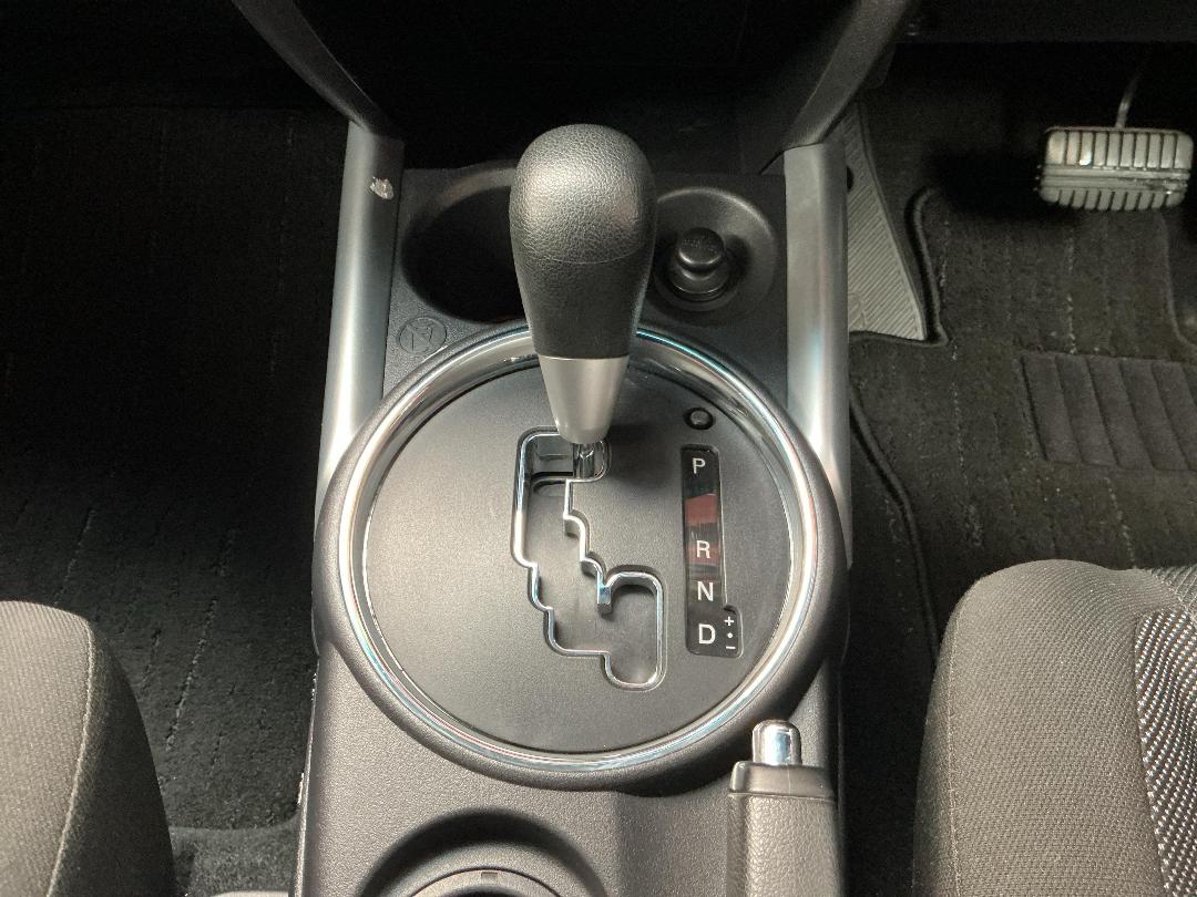 Photo '23' of Mitsubishi RVR