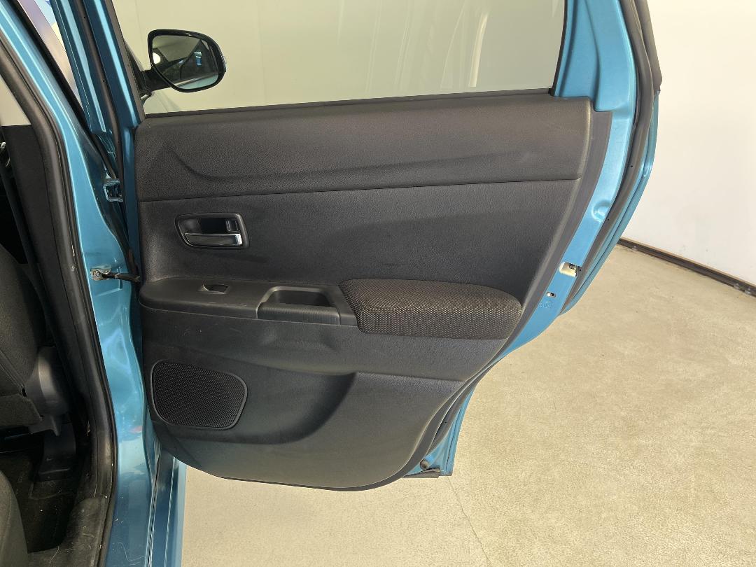 Photo '19' of Mitsubishi RVR Photo '19' of Mitsubishi RVR