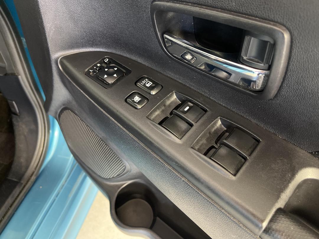 Photo '24' of Mitsubishi RVR Photo '24' of Mitsubishi RVR