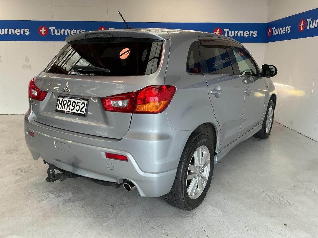 Photo '7' of Mitsubishi RVR