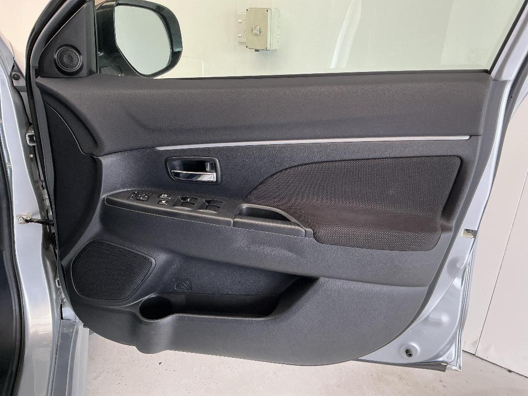 Photo '15' of Mitsubishi RVR