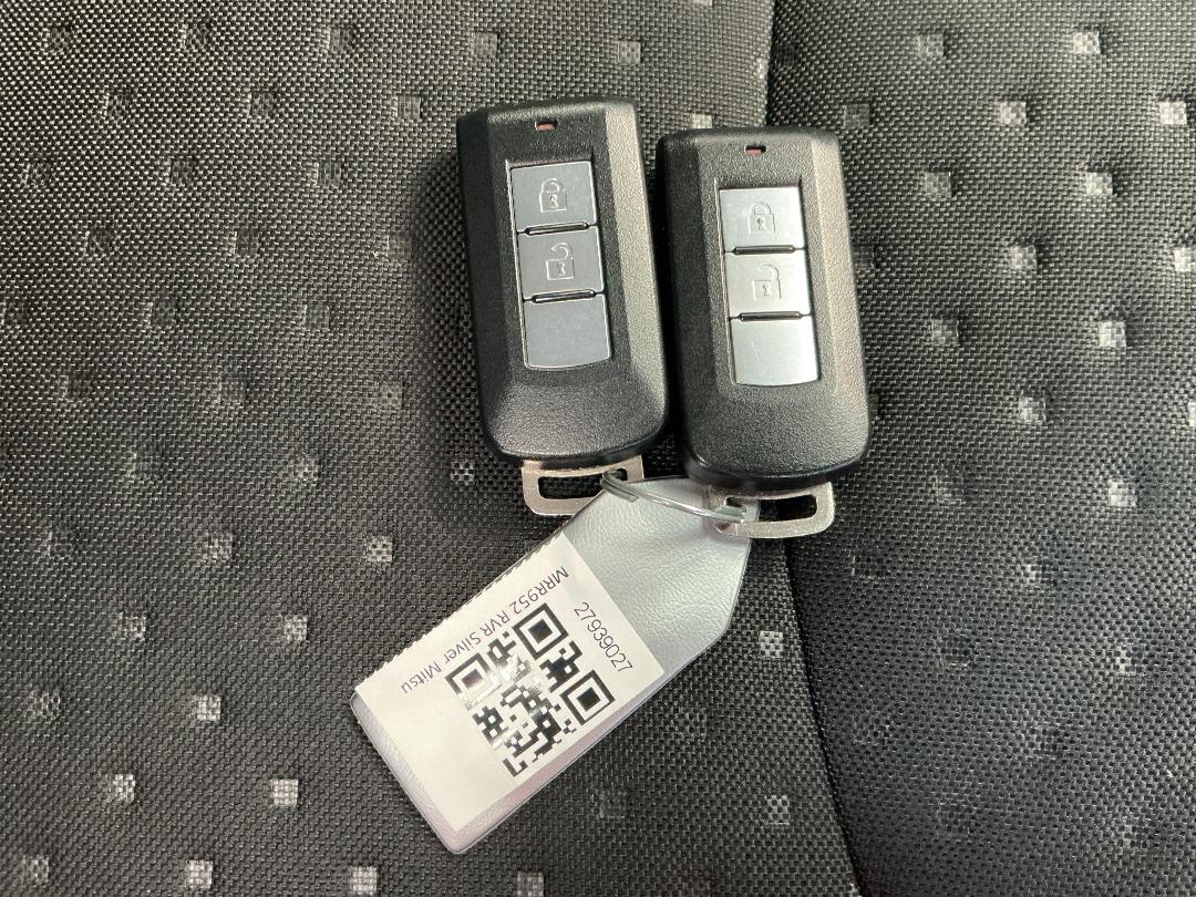 Photo '22' of Mitsubishi RVR