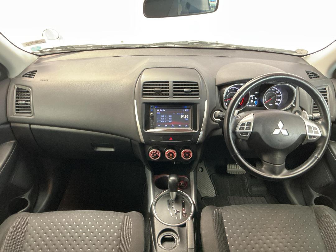 Photo '17' of Mitsubishi RVR