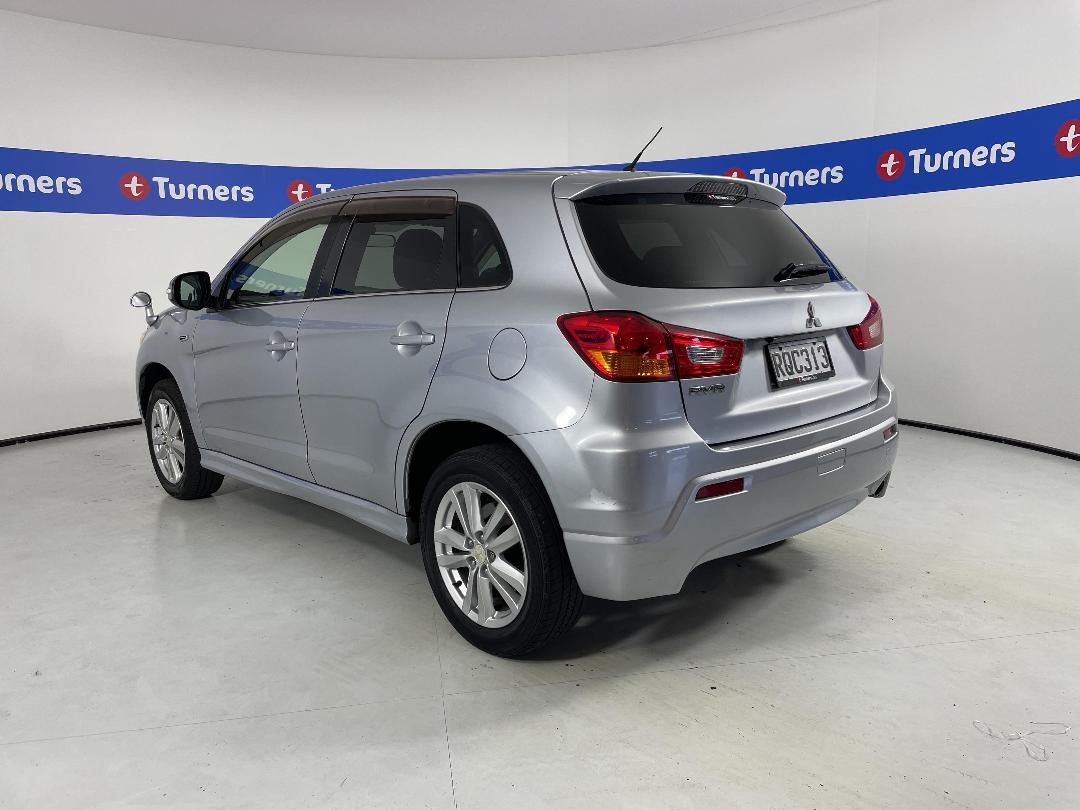 Photo '5' of Mitsubishi RVR