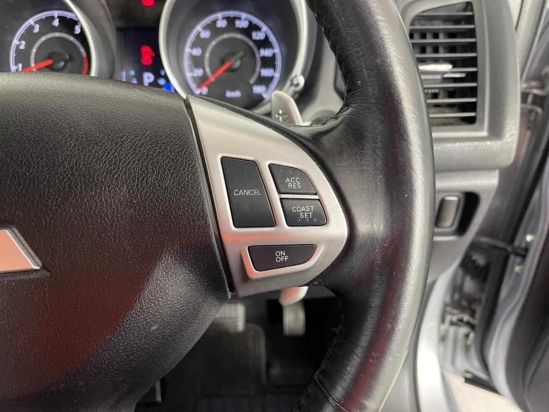 Photo '24' of Mitsubishi RVR