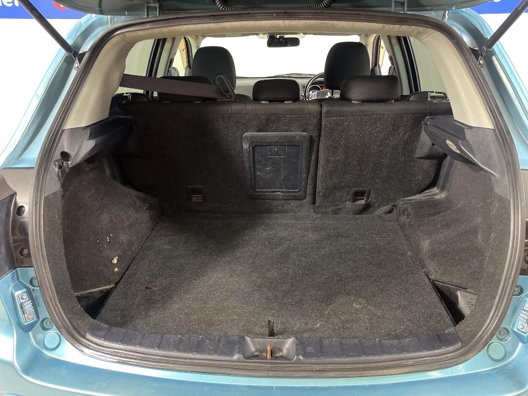 Photo '12' of Mitsubishi RVR Photo '12' of Mitsubishi RVR