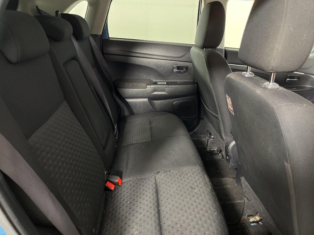 Photo '18' of Mitsubishi RVR Photo '18' of Mitsubishi RVR