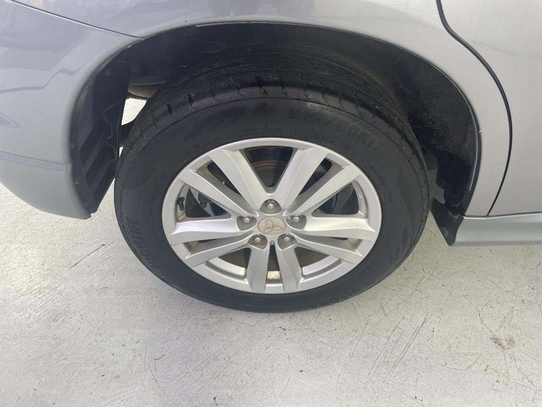 Photo '12' of Mitsubishi RVR Photo '12' of Mitsubishi RVR