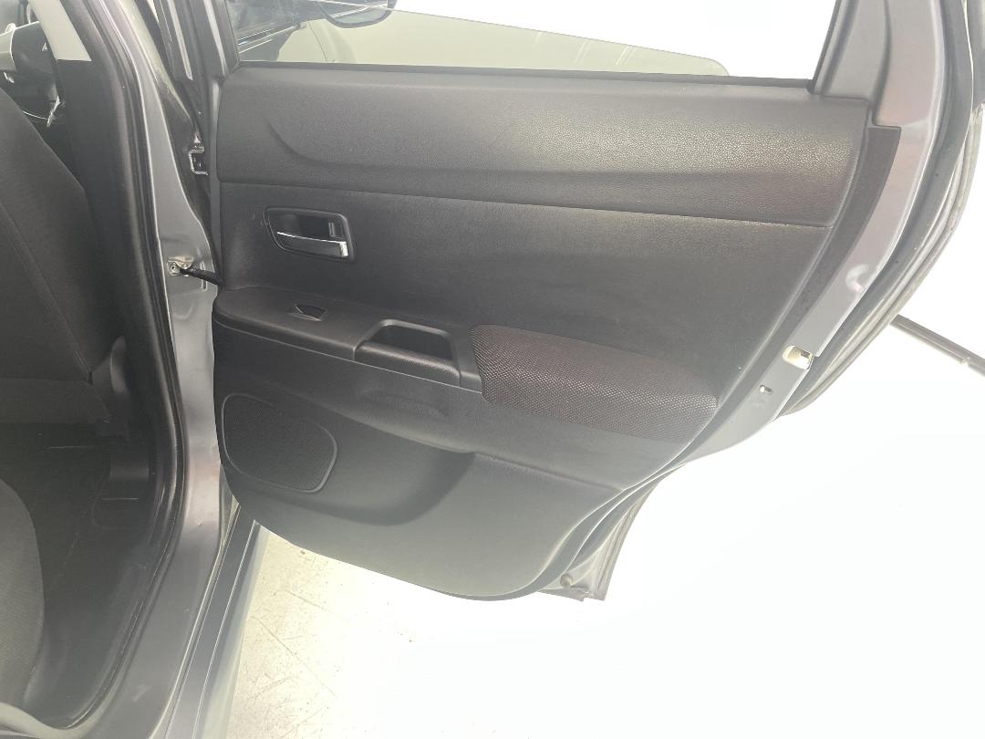 Photo '19' of Mitsubishi RVR Photo '19' of Mitsubishi RVR