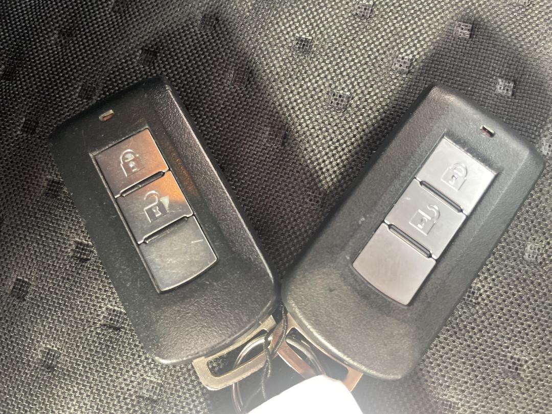 Photo '22' of Mitsubishi RVR Photo '22' of Mitsubishi RVR