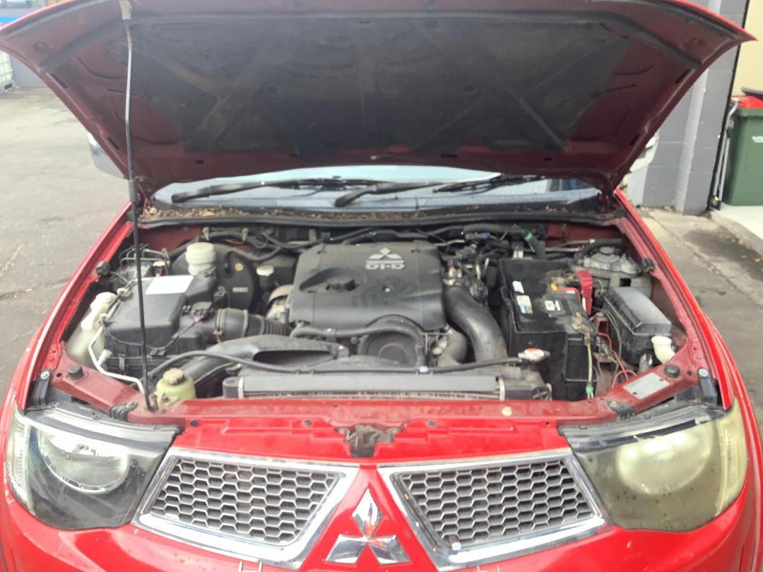 Photo '3' of Mitsubishi Triton D/CAB GLS Photo '3' of Mitsubishi Triton D/CAB GLS