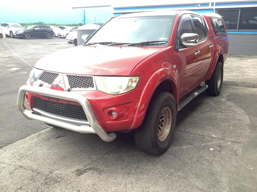 Photo '9' of Mitsubishi Triton D/CAB GLS Photo '9' of Mitsubishi Triton D/CAB GLS